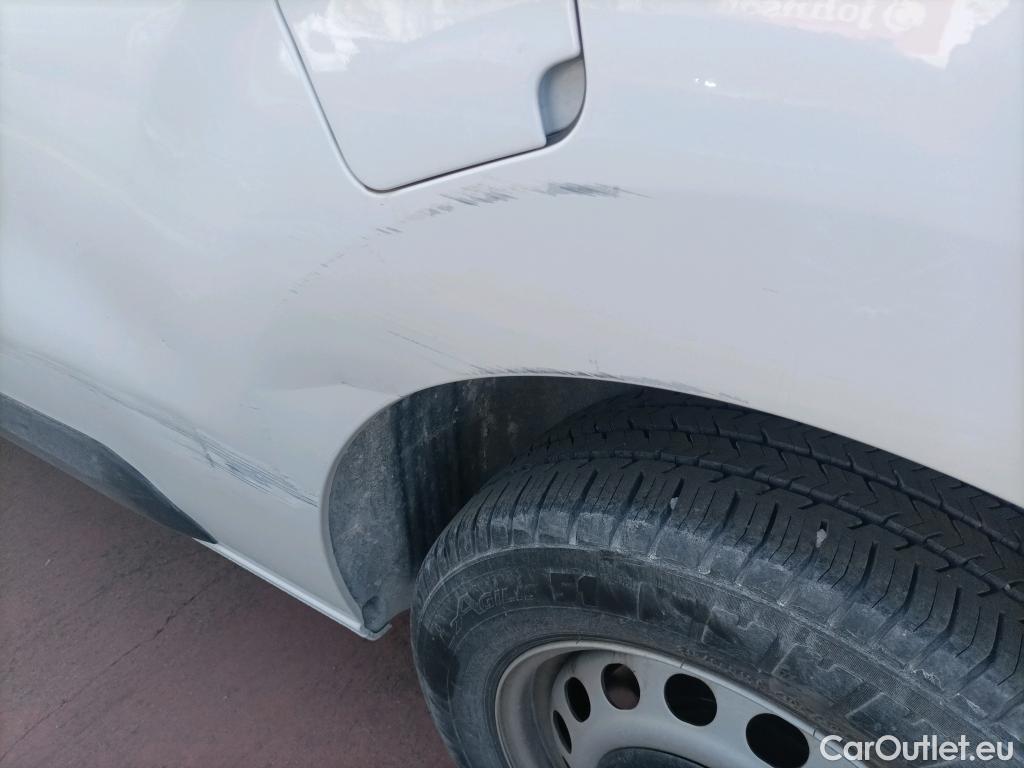  Peugeot  Expert PEUGEOT  / 2016 / 4P / furgón Furgón Premium 2.0 BlueHDi 120 Standard #3
