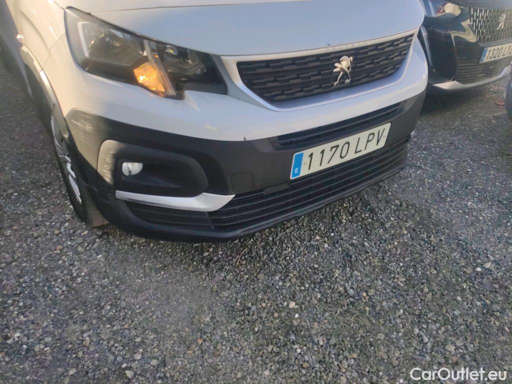  Peugeot  RIFTER PEUGEOT  / 2018 / 4P / combi Active Standard BlueHDi 73kW (IND) (CX2) #48