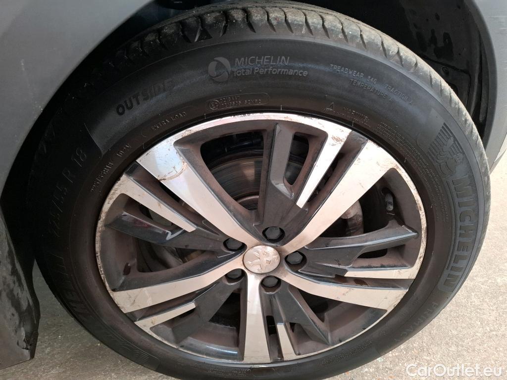  Peugeot  5008  GT Line 1.2 PureTech 130CV BVA8 7 Sieges E6d #27