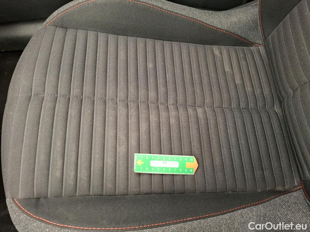  Peugeot  208  Active Business 1.2 PureTech #41