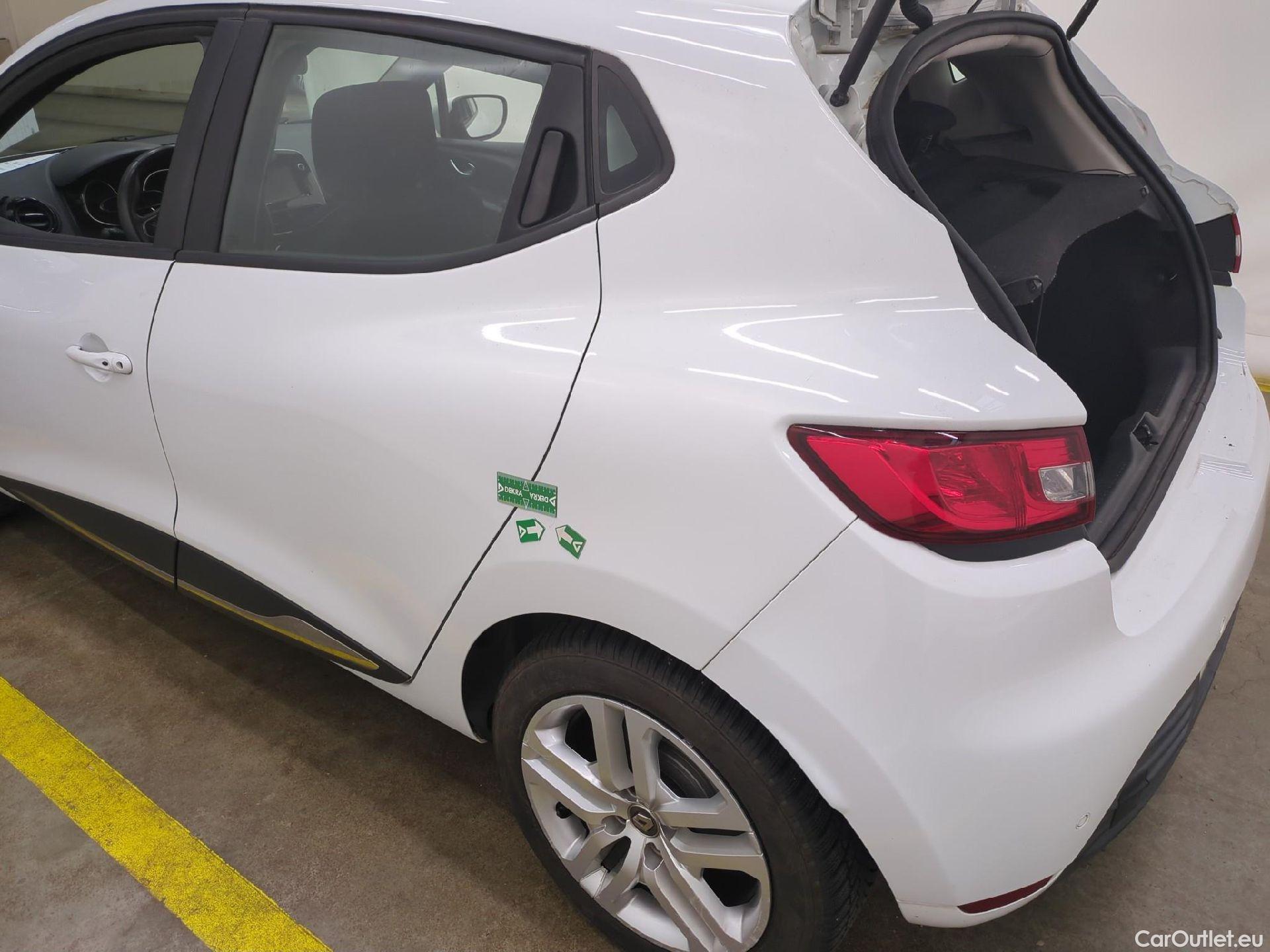  Renault  Clio RENAULT  / 2016 / 5P / Berline &Business TCe 90 #19