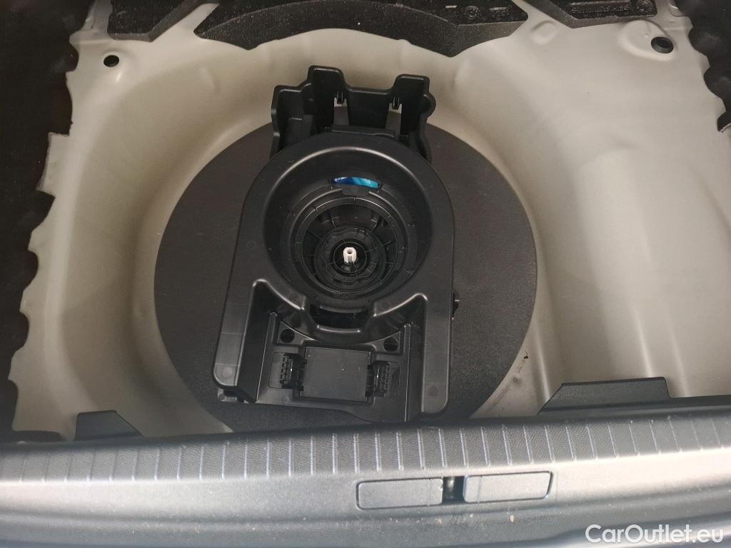  Peugeot  208 PEUGEOT  / 2023 / 5P / Berline PureTech 100 S&S Active #7