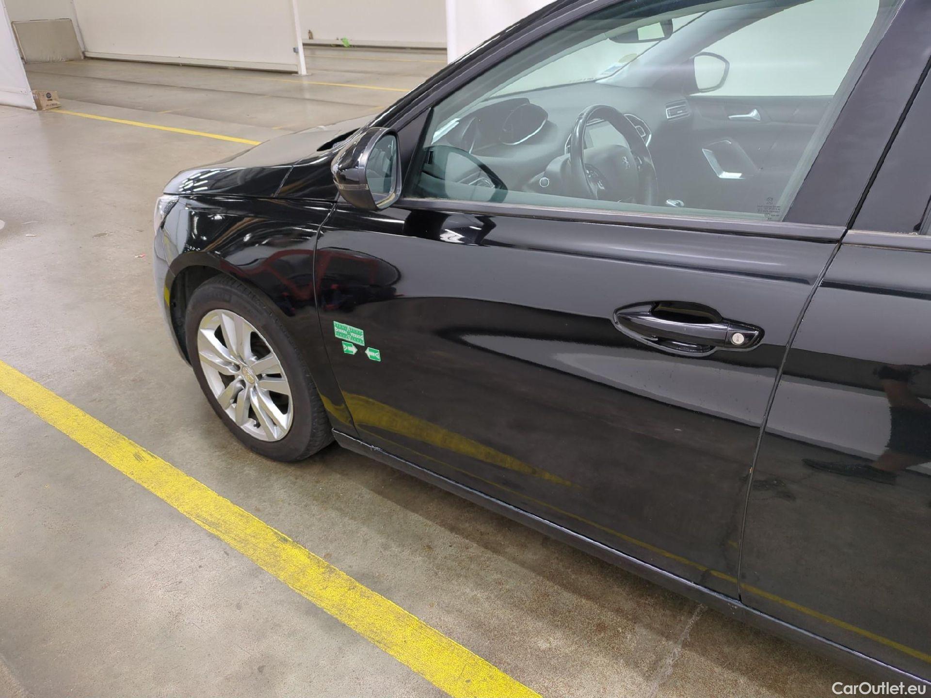  Peugeot  308  Active Business 1.5 HDI 100CV BVM6 E6d #28