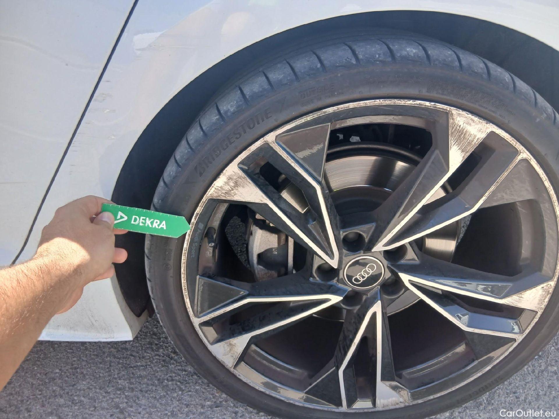  Audi  A5 Sportback AUDI A5 / 2019 / 5P / berlina con portón S Line 50 TDI 210kW quattro tiptr Sportb #15