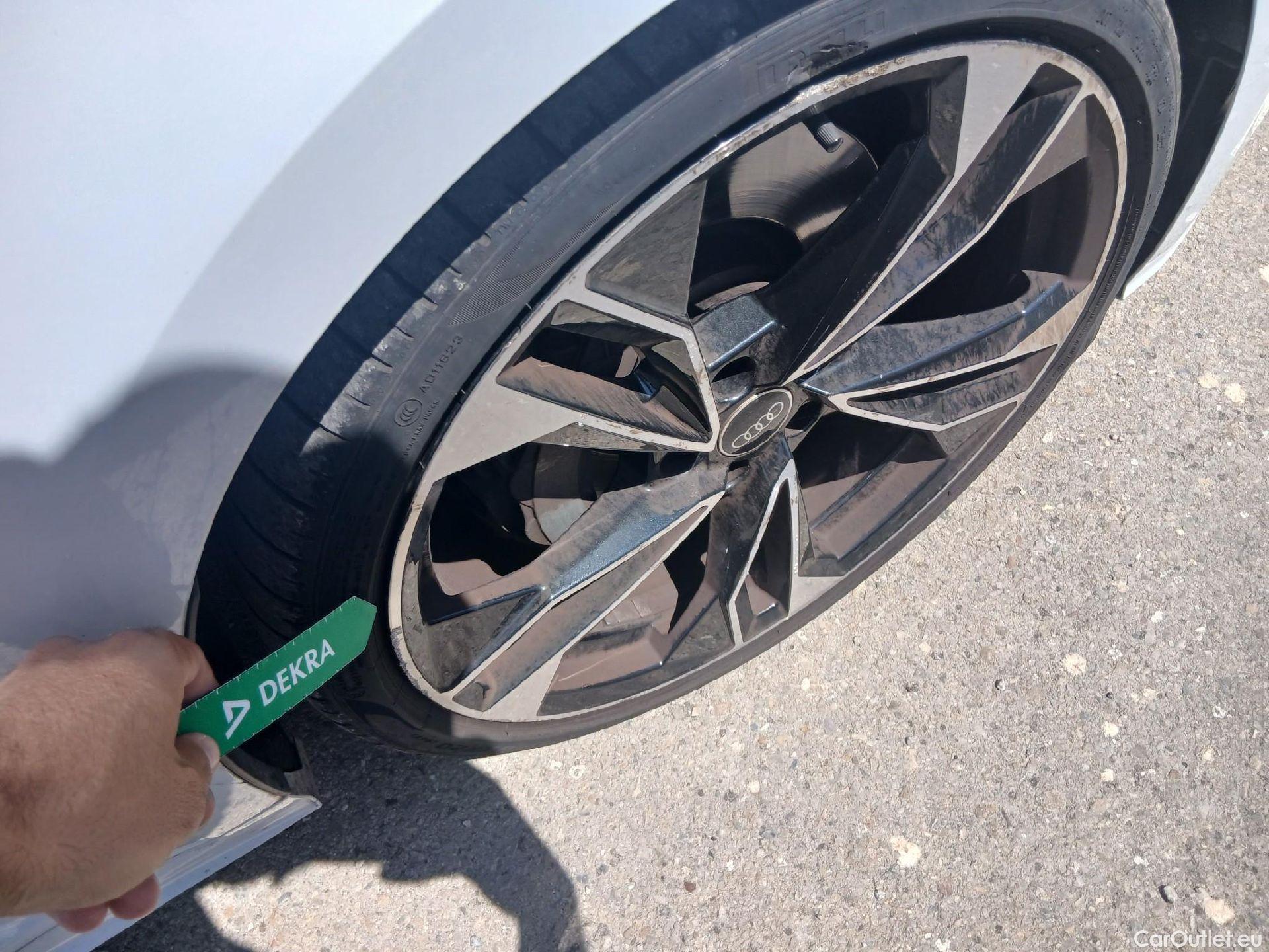  Audi  A5 Sportback AUDI A5 / 2019 / 5P / berlina con portón S Line 50 TDI 210kW quattro tiptr Sportb #30
