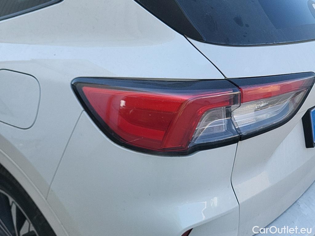  Ford  Kuga FORD  / 2019 / 5P / todoterreno ST-Line X 2.5 Duratec FHEV Auto #16