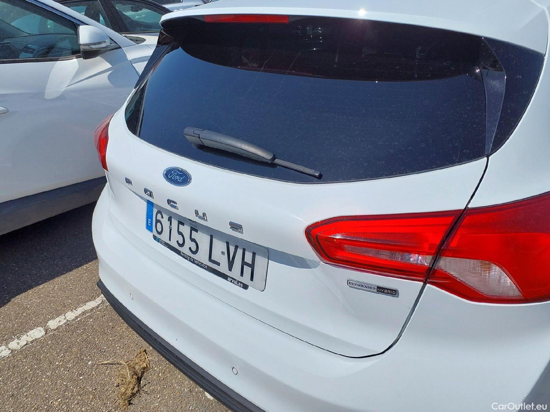  Ford  Focus FORD  / 2018 / 5P / berlina con portón 1.0 Ecoboost MHEV 92kW ST-Line #20