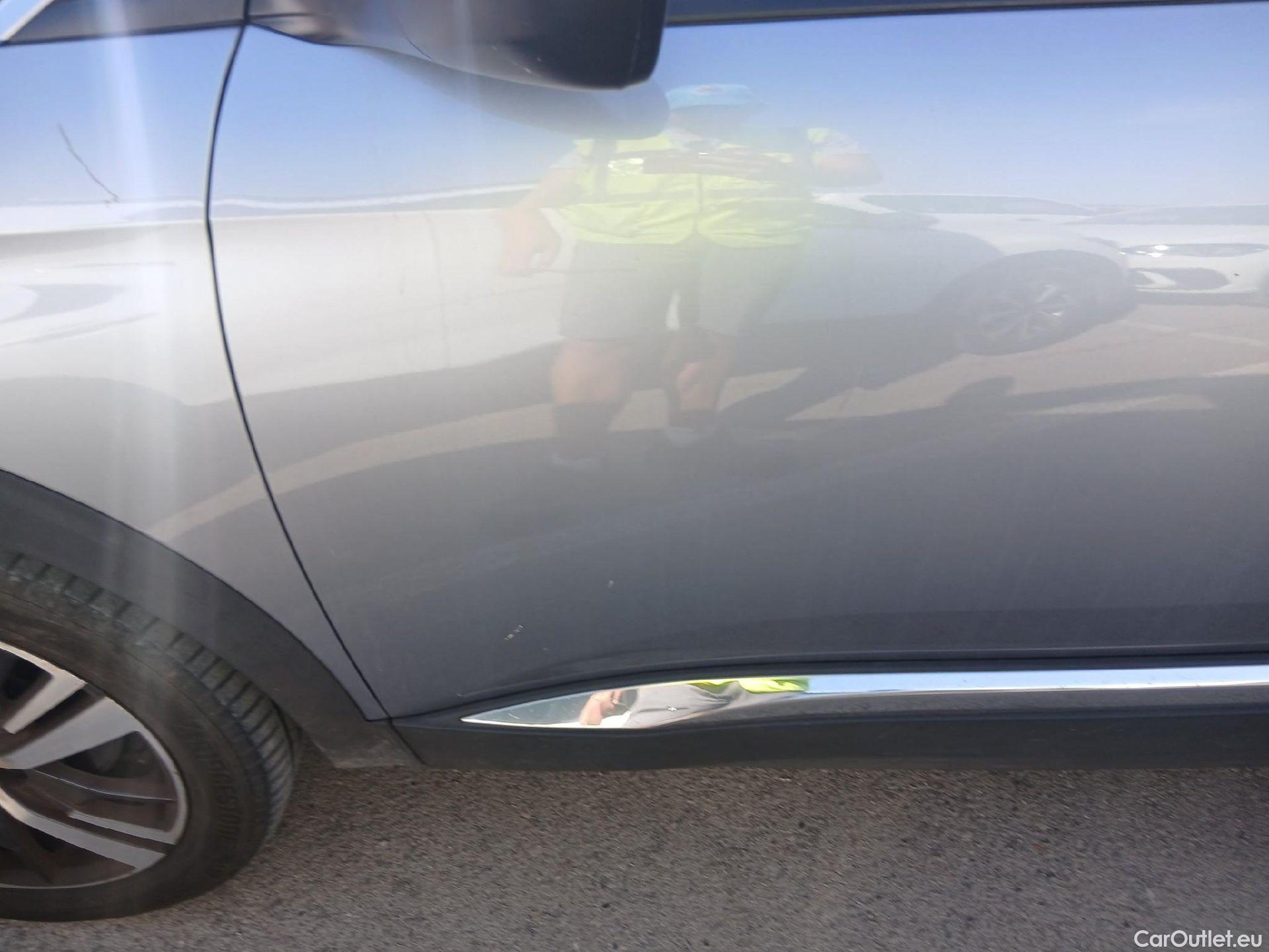  Peugeot  3008 PEUGEOT  / 2020 / 5P / todoterreno 1.5 BlueHDi 96kW (130CV) S&S Allure Pack #9