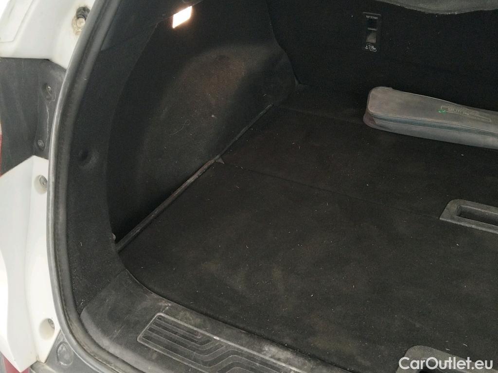  Renault  Kadjar RENAULT  5p 1G berlina con portón Tech Road Energy dCi 96kW (130CV) 4x4 #8