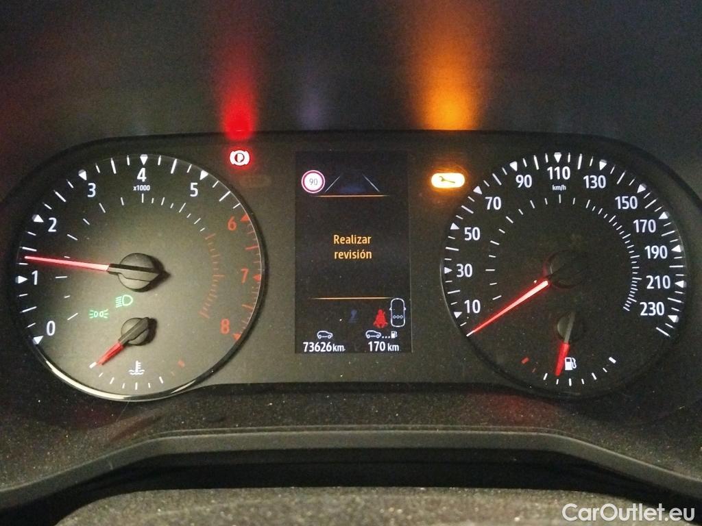  Renault  Clio RENAULT  / 2019 / 5P / berlina con portón Business TCe 67 kW (90CV) #22