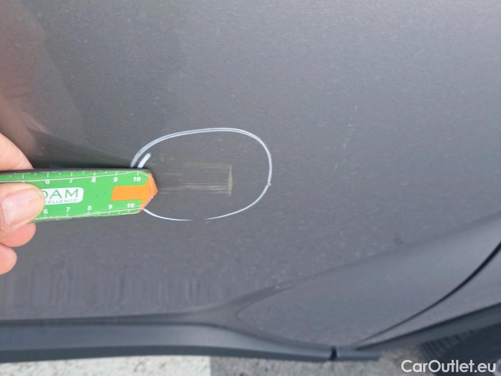  Toyota  C-HR TOYOTA  / 2016 / 5P / todoterreno 1.8 125H Advance (CX) #9