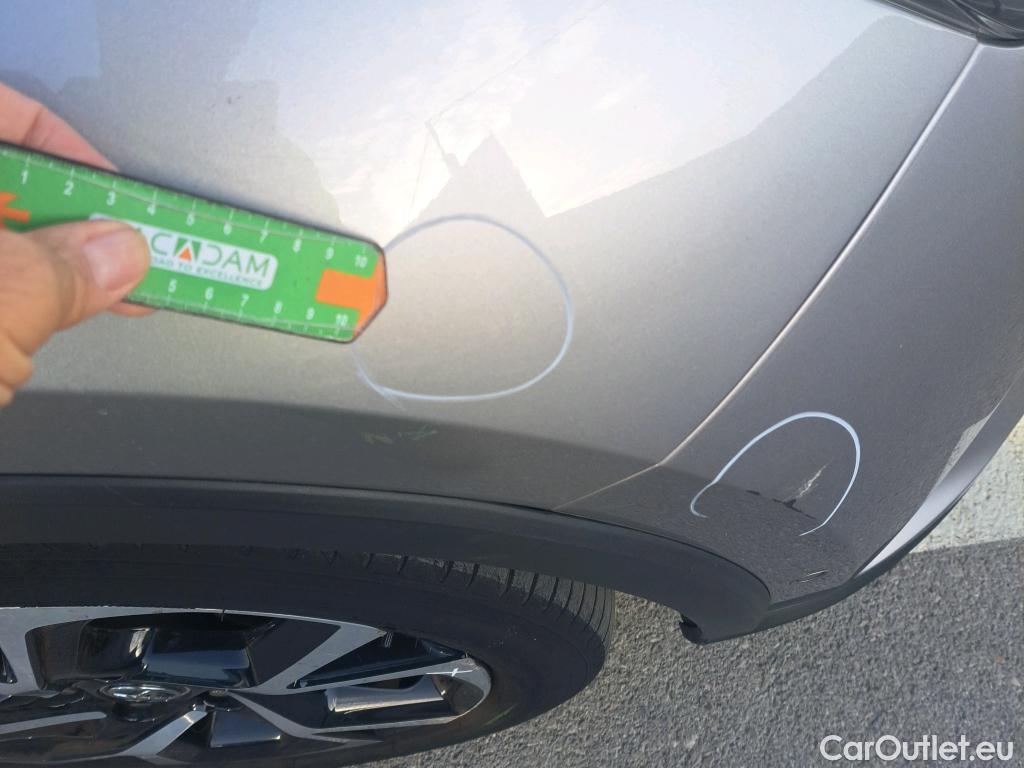  Toyota  C-HR TOYOTA  / 2016 / 5P / todoterreno 1.8 125H Advance (CX) #27