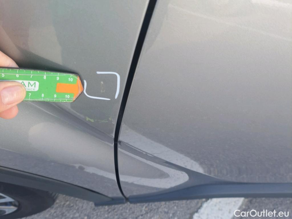  Toyota  C-HR TOYOTA  / 2016 / 5P / todoterreno 1.8 125H Advance (CX) #25