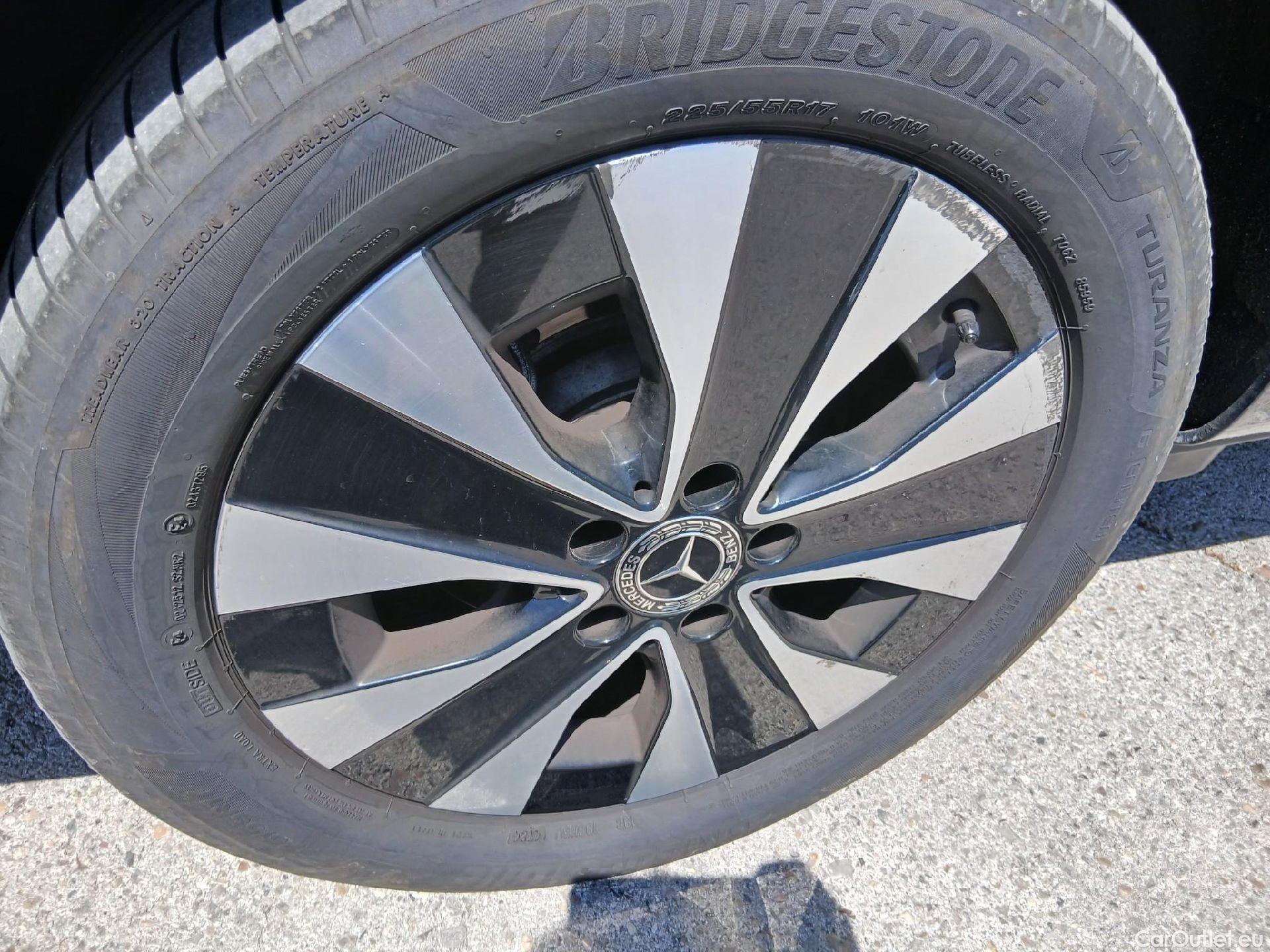  Mercedes  V-Klasse MERCEDES-BENZ Clase V / 2014 / 4P / monovolumen 220 d Clase V Largo #35