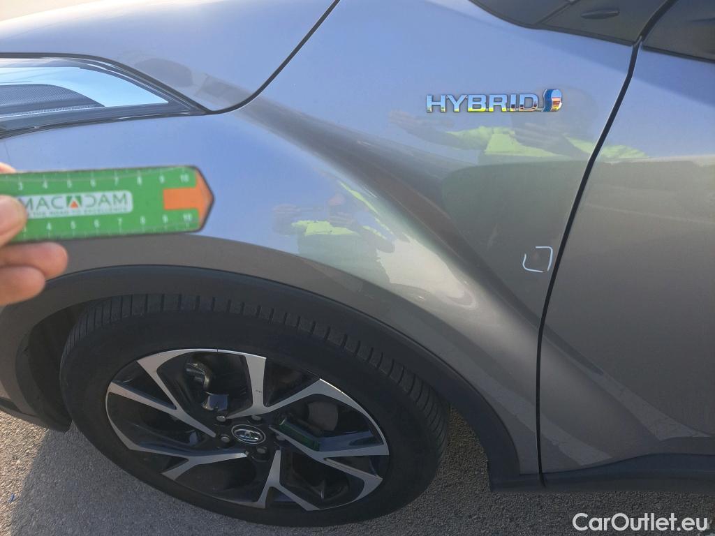  Toyota  C-HR TOYOTA  / 2016 / 5P / todoterreno 1.8 125H Advance (CX) #24
