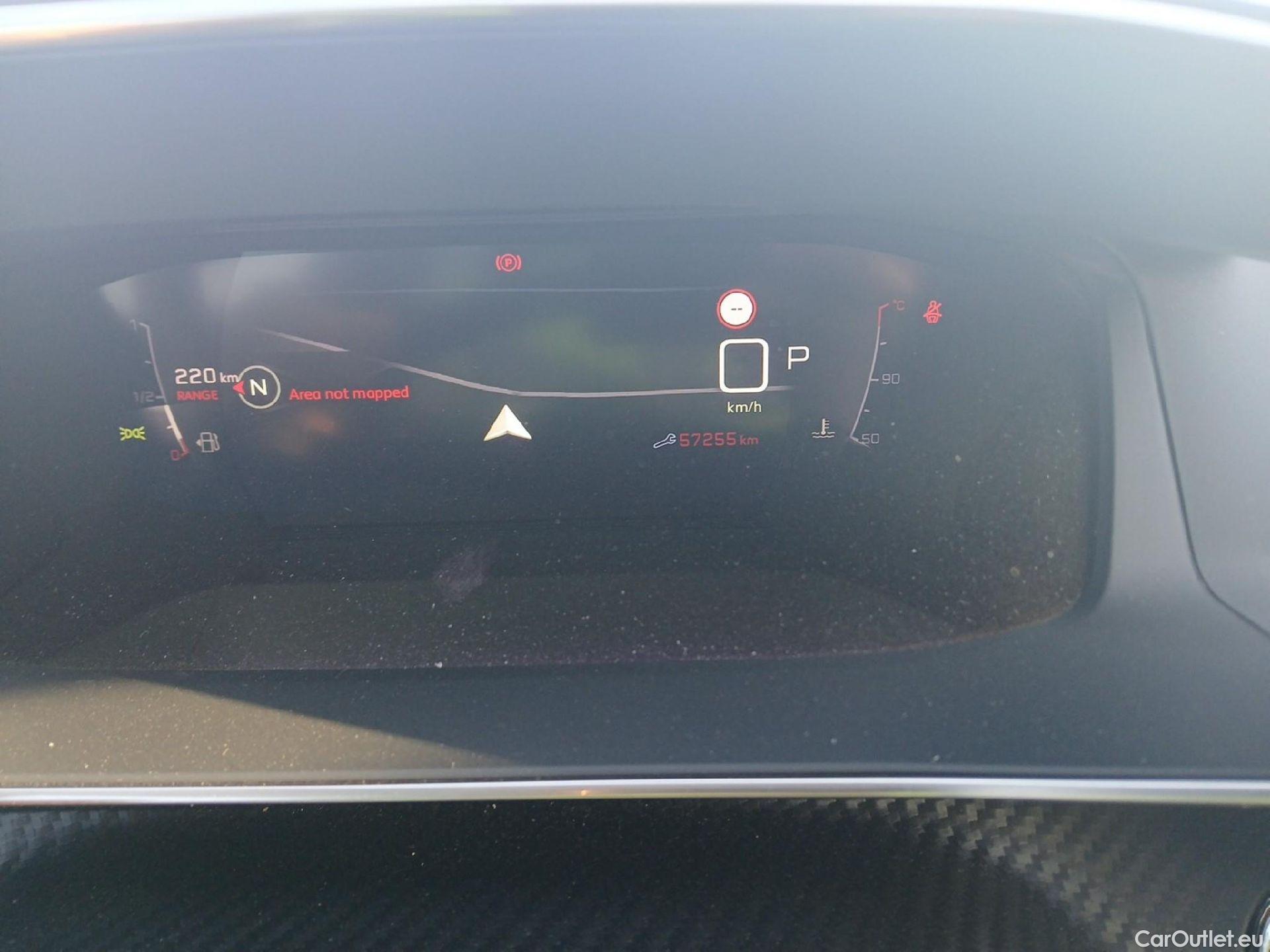  Peugeot  2008 PEUGEOT  / 2019 / 5P / todoterreno Allure Pack Puretech 130 S&S EAT8 (AC2) #9