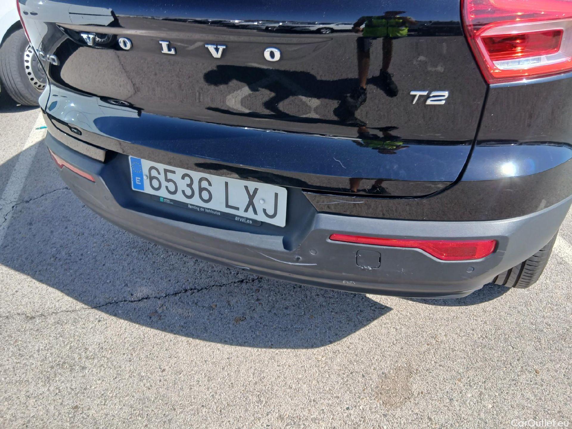  Volvo  XC 40 VOLVO XC40 / 2017 / 5P / todoterreno 1.5 T2 Momentum Core Auto #26