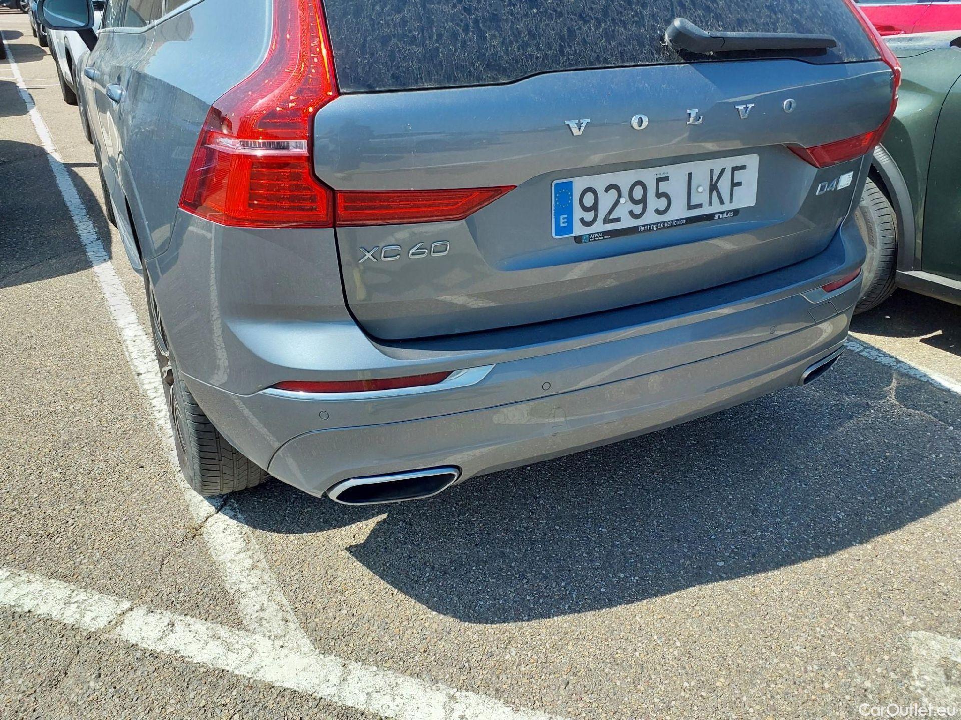  Volvo  XC60 VOLVO  / 2017 / 5P / todoterreno 2.0 T6 AWD Recharge Inscription Auto (AC) #9