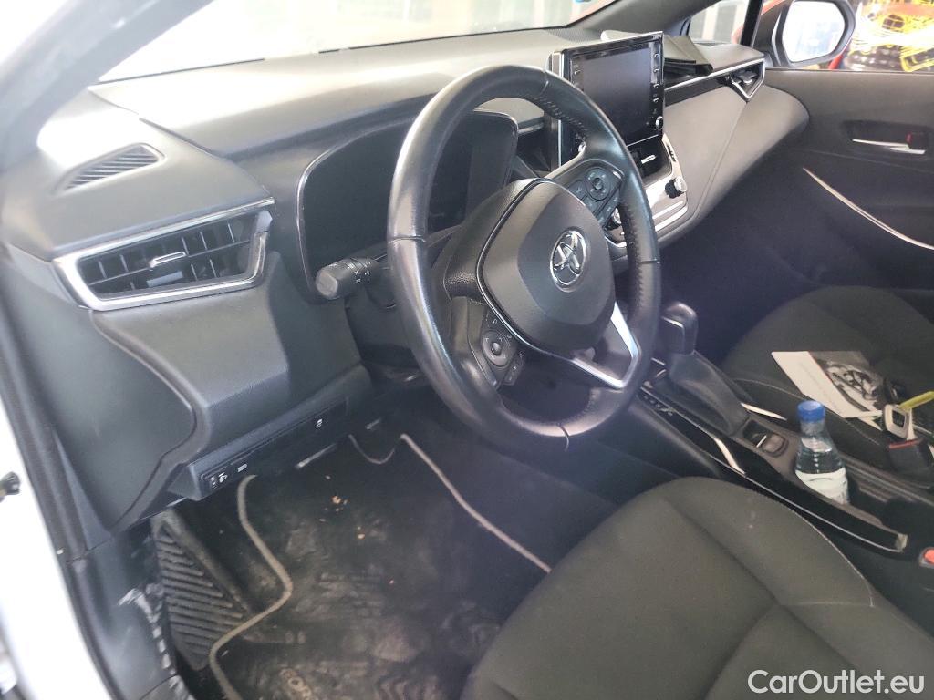  Toyota  Corolla TOYOTA  1.8 125H ACTIVE TECH E-CVT #17
