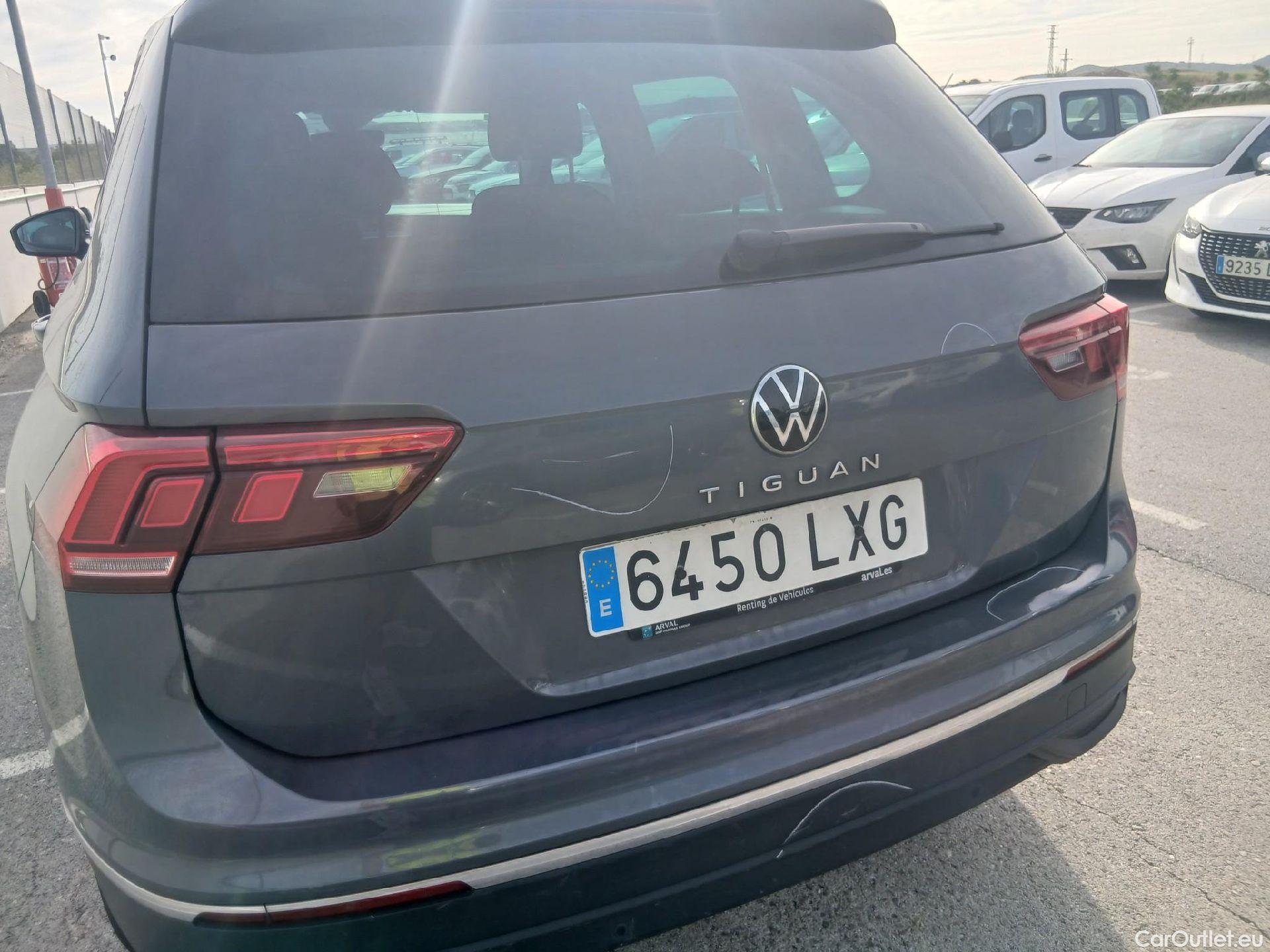  Volkswagen  Tiguan VOLKSWAGEN  / 2020 / 5P / todoterreno Life 2.0 TDI 110kW (150CV) DSG #11