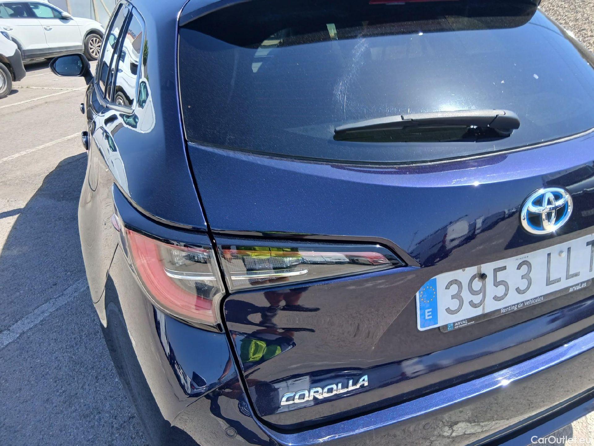  Toyota  Corolla TOYOTA  / 2019 / 5P / familiar 2.0 180H ADVANCE E-CVT TOURING SPORT #20