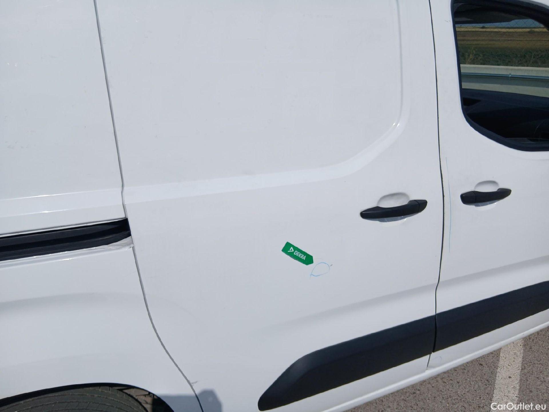  Citroen  Berlingo CITROEN  / 2018 / 3P / furgón derivado de turismo Talla M BlueHDi 73kW CONTROL #26