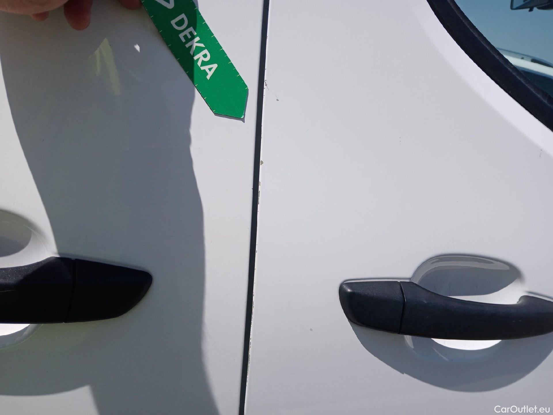  Citroen  Berlingo CITROEN  / 2018 / 3P / furgón derivado de turismo Talla M BlueHDi 100 CONTROL (AC2) #49