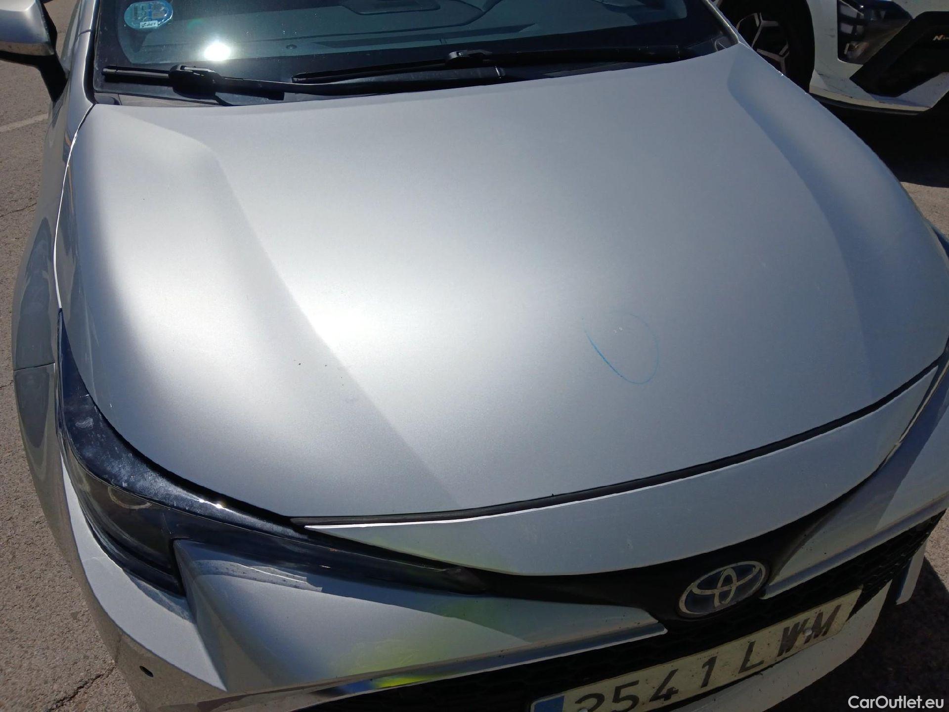  Toyota  Corolla TOYOTA  2.0 180H ADVANCE E-CVT TOURING SPORT 150 CV #19