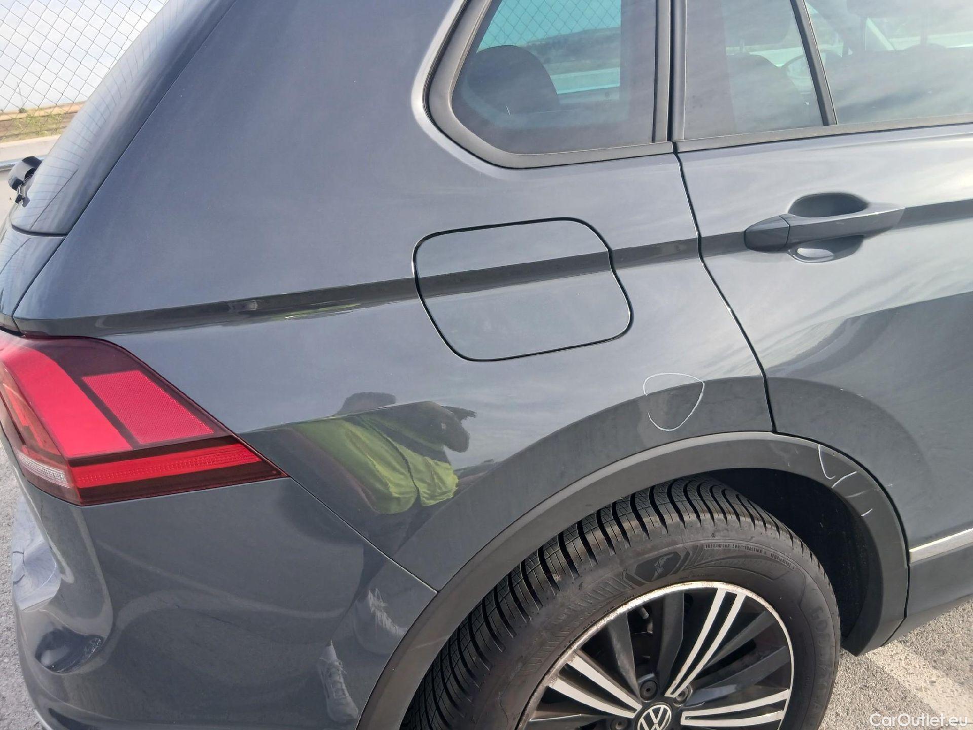  Volkswagen  Tiguan VOLKSWAGEN  / 2020 / 5P / todoterreno Life 2.0 TDI 110kW (150CV) DSG #18