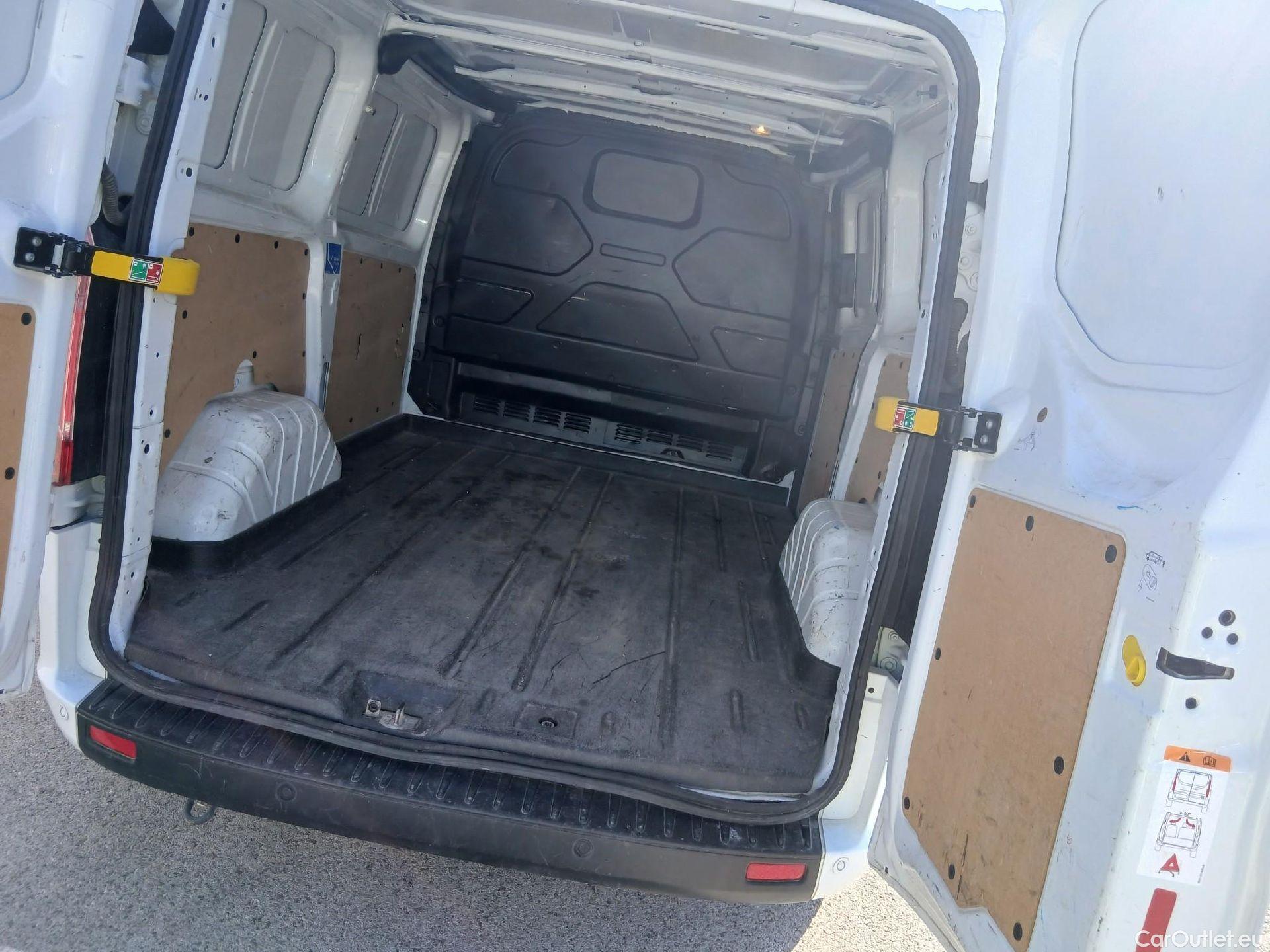  Ford  Transit FORD  Custom 2.0 TDCI 130 Cv 320 L1 Trend #2