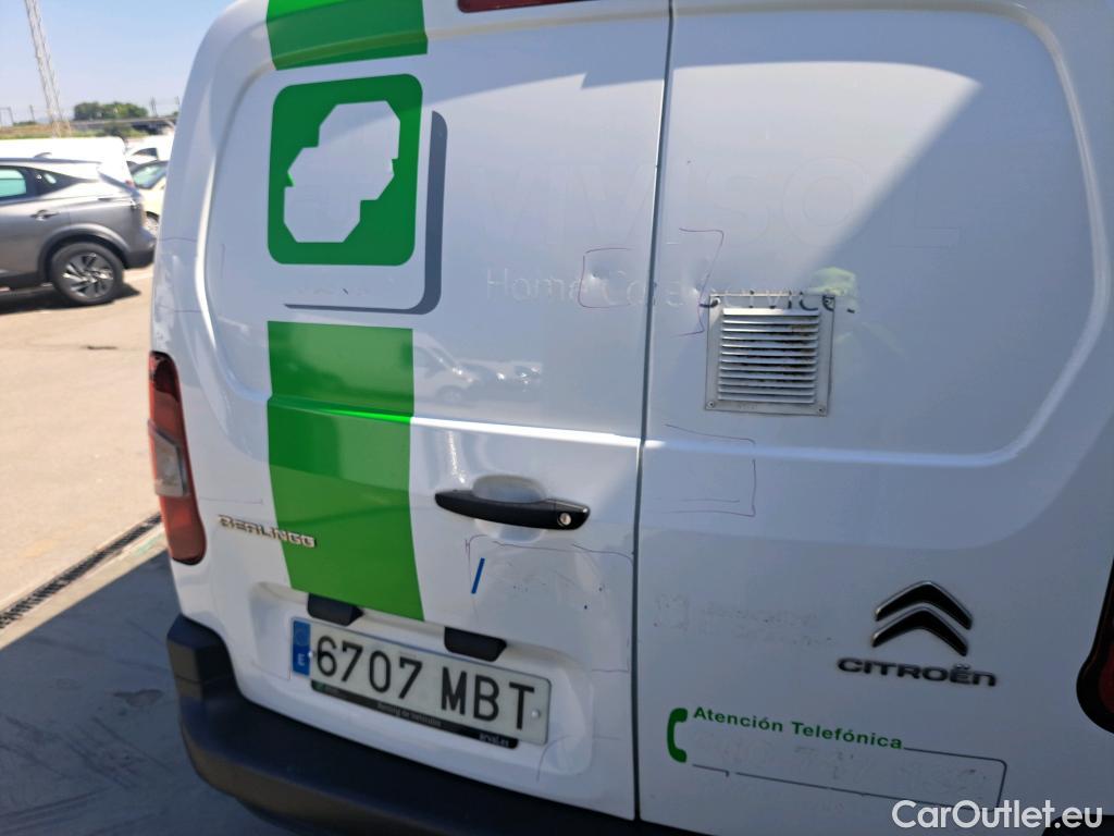  Citroen  Berlingo CITROEN  / 2018 / 4P / furgón derivado de turismo Talla M BlueHDi 100 #33