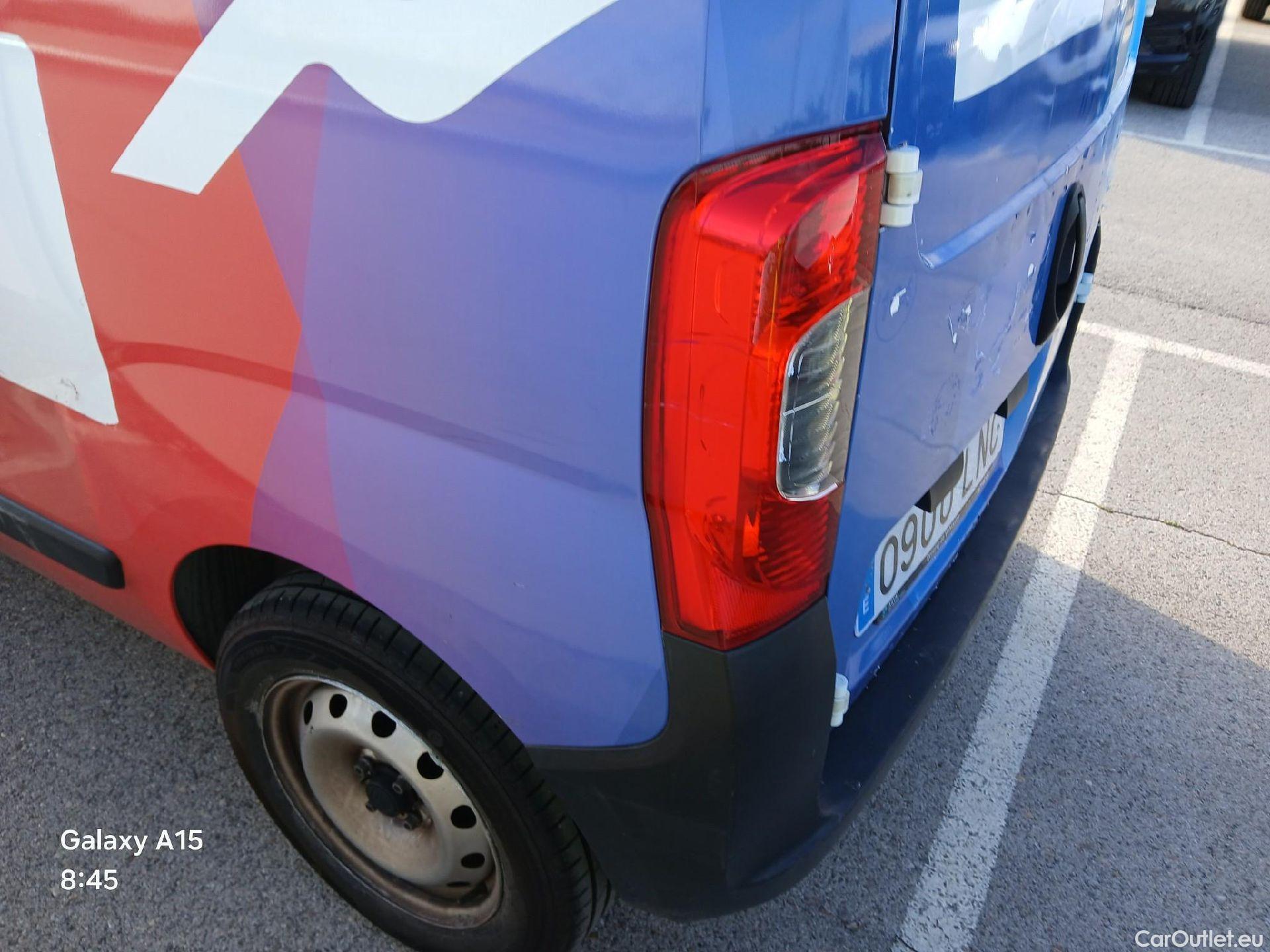  Fiat  Fiorino FIAT  / 2016 / 3P / furgón derivado de turismo Cargo Base N1 1.3 MJet 59 kW (80 CV) #21