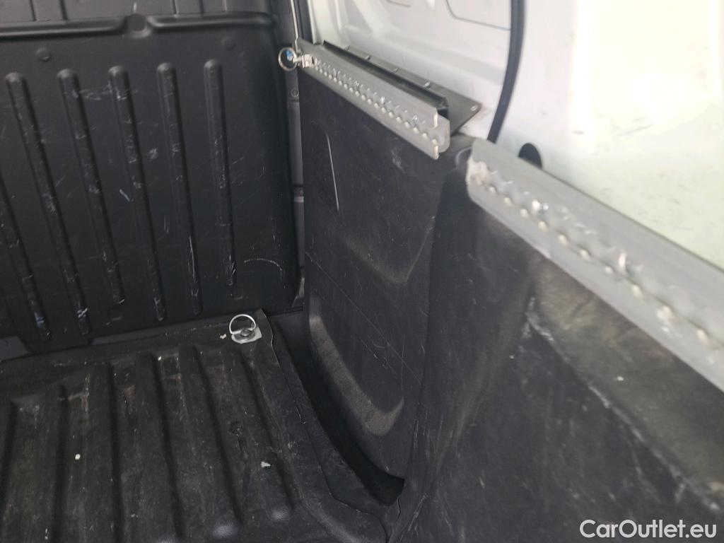  Citroen  Berlingo CITROEN  / 2018 / 4P / furgón derivado de turismo Talla M BlueHDi 100 #42