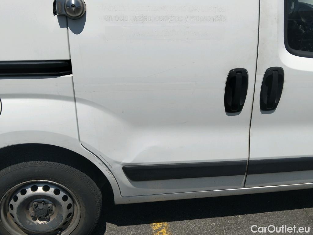  Fiat  Fiorino FIAT  / 2016 / 3P / furgón derivado de turismo Cargo Base 1.3 Mjet 59kW (80CV) E6 #13