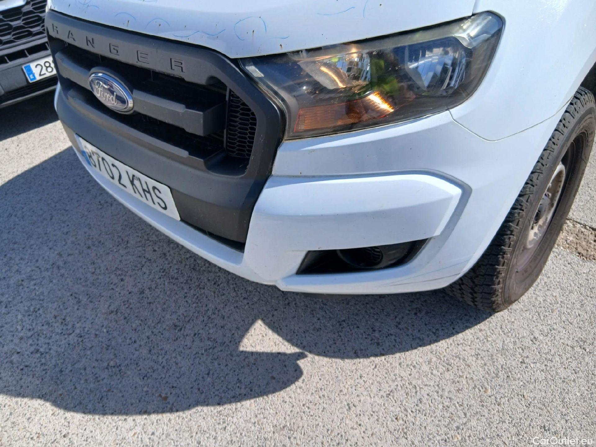  Ford  Ranger FORD  VU 4p 6G pickup 2.2 TDCi 118kW 4x4 Doble Cab. XL S/S #4