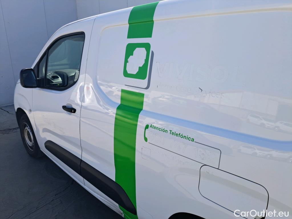  Citroen  Berlingo CITROEN  / 2018 / 4P / furgón derivado de turismo Talla M BlueHDi 100 #34