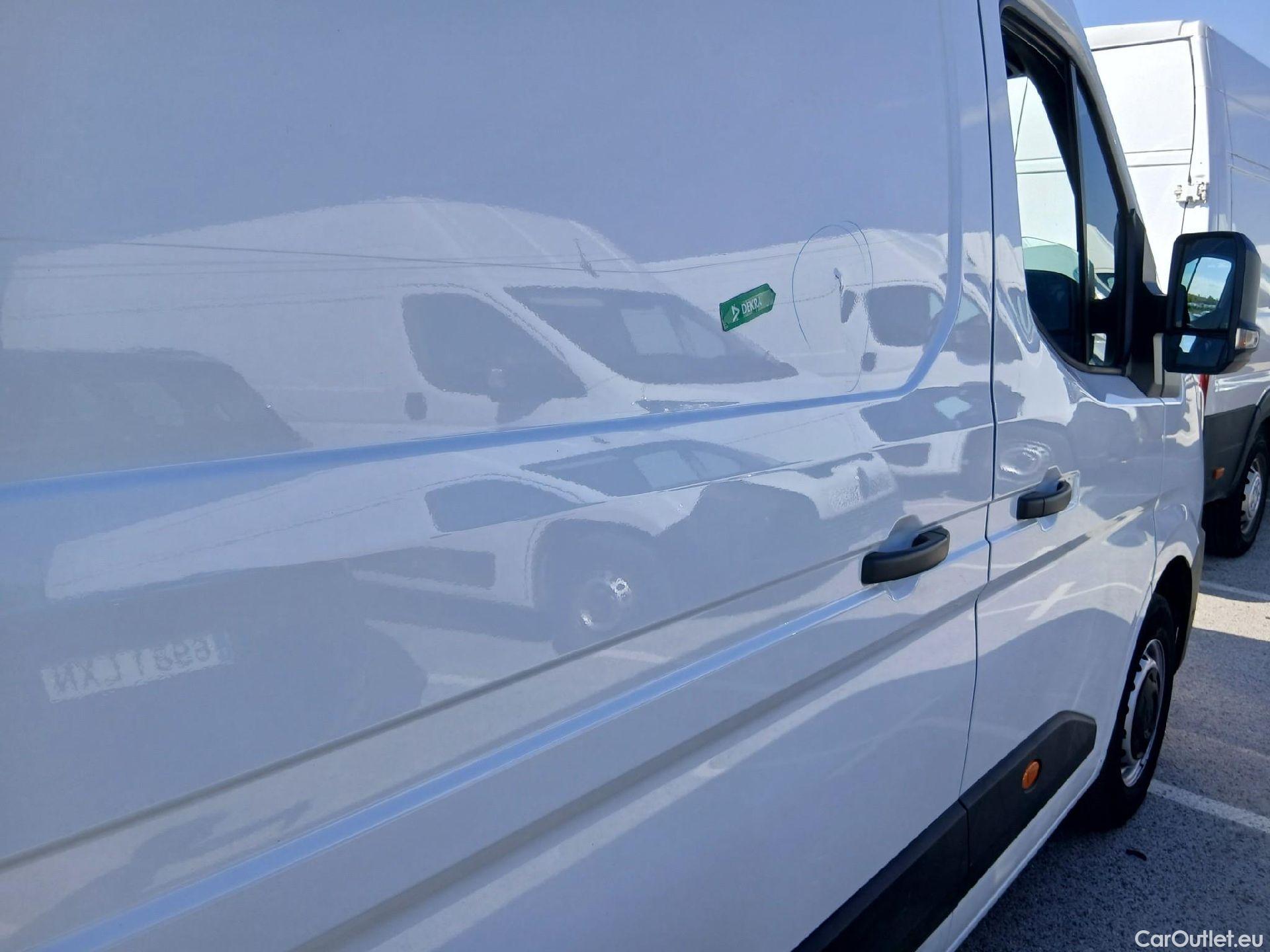  Renault  Master  IV Hochraum 3 5t L3H2 130 BLUE dCi 2.0 dCi 130CV MT6 6E #25
