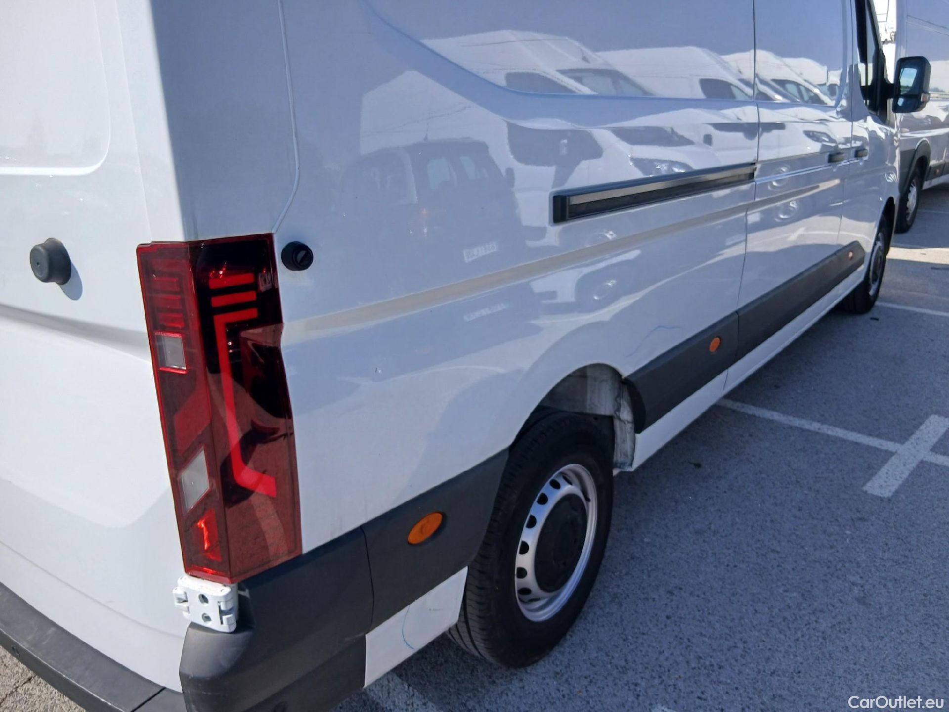  Renault  Master  IV Hochraum 3 5t L3H2 130 BLUE dCi 2.0 dCi 130CV MT6 6E #24