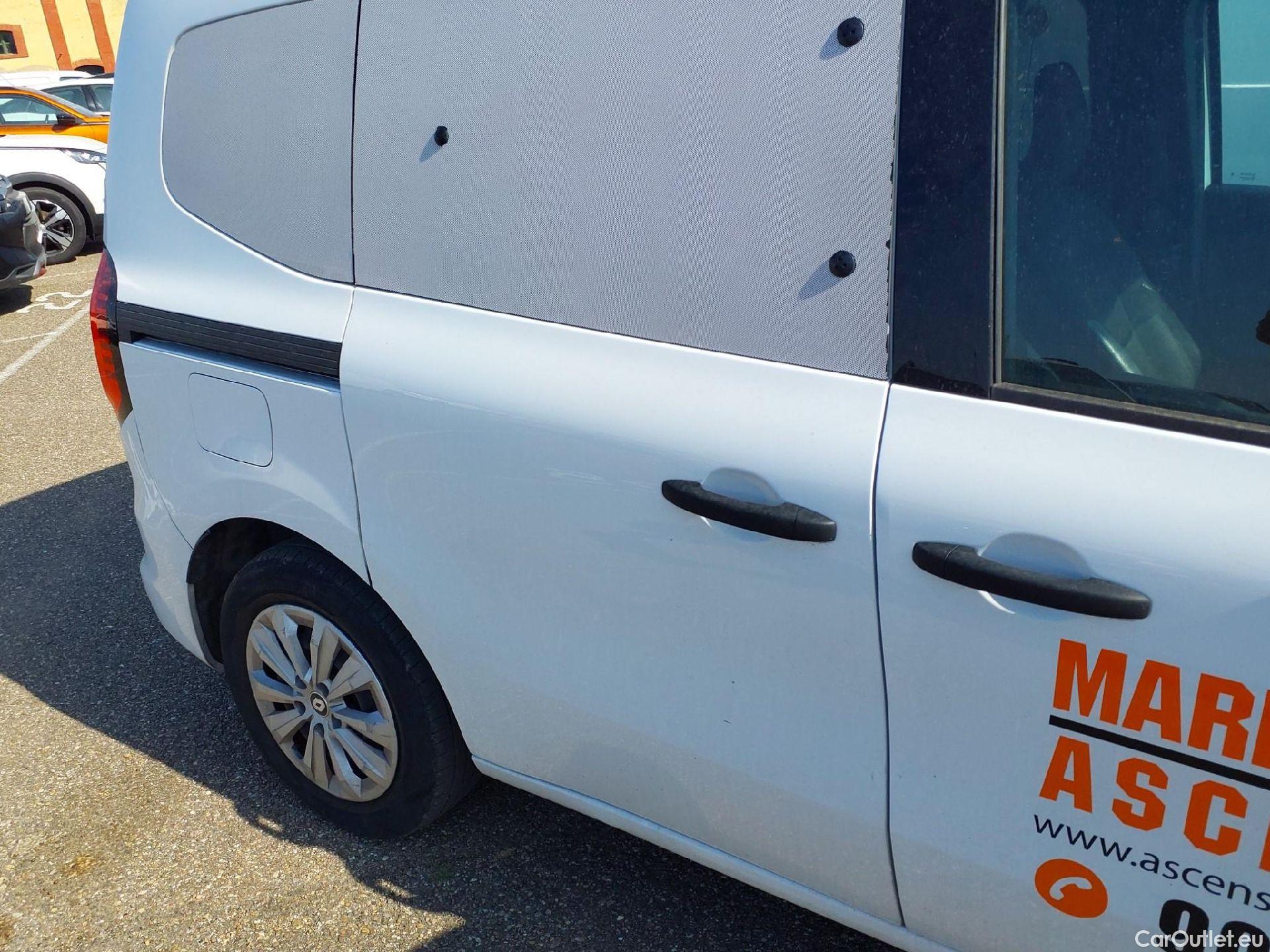  Renault  Kangoo  III Authentic 1.5 dCi 95CV MT6 E6d #24