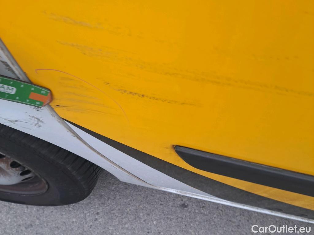 Renault  Kangoo RENAULT  Furgón/2013/3P/furgón derivado de turismo Profesional dCi 55 kW (75 CV) #32
