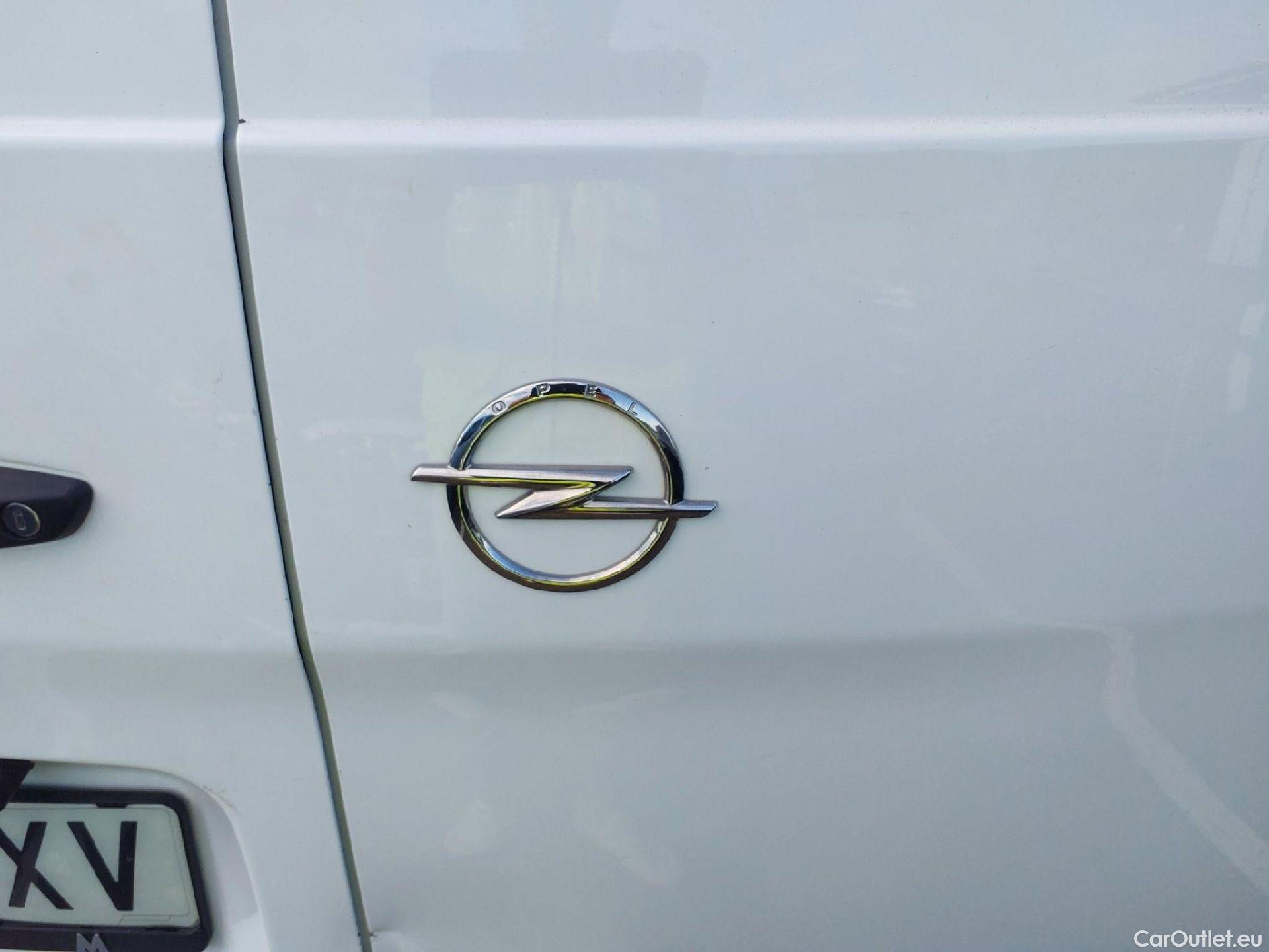  Opel  Vivaro OPEL  / 2019 / 4P / furgón 1.5 Diésel 74kW (100CV) M Std Express #24