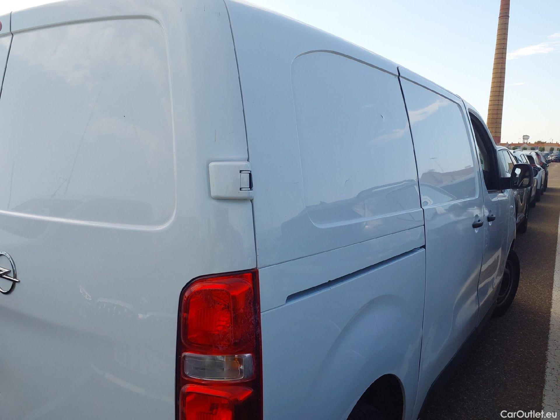  Opel  Vivaro OPEL  / 2019 / 4P / furgón 1.5 Diésel 74kW (100CV) M Std Express #28