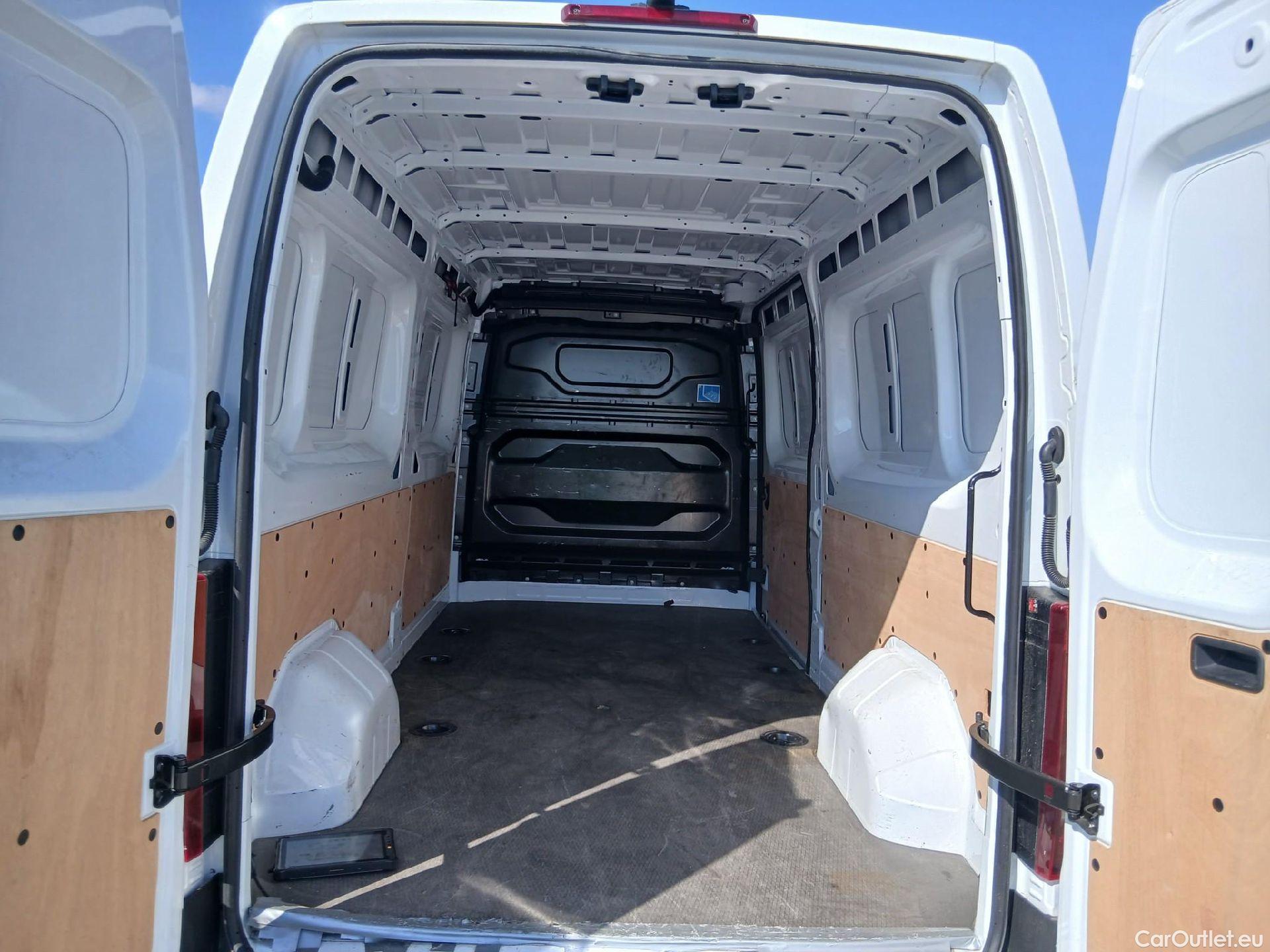  Renault  Master  IV Hochraum 3 5t L3H2 130 BLUE dCi 2.0 dCi 130CV MT6 6E #22