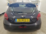 Peugeot  208 Peugeot  Signature 1.2 PureTech 82 5d #9