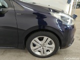  Peugeot  208 Peugeot  Signature 1.2 PureTech 82 5d #12