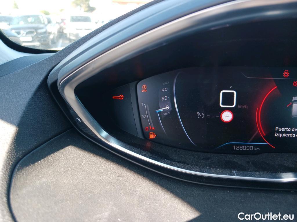  Peugeot  3008 PEUGEOT  / 2020 / 5P / todoterreno 1.5 BlueHDi 96kW (130CV) S&S Active Pack #43