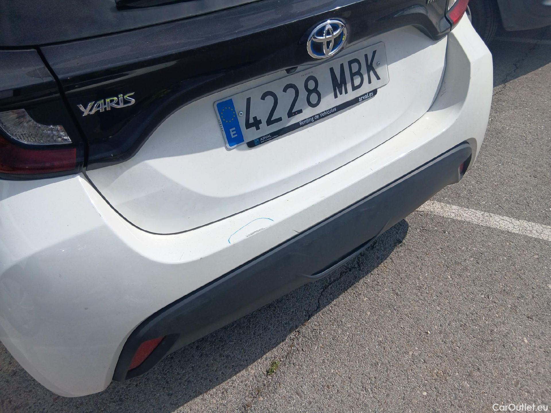  Toyota  Yaris TOYOTA  1.5 120H Business Plus #7
