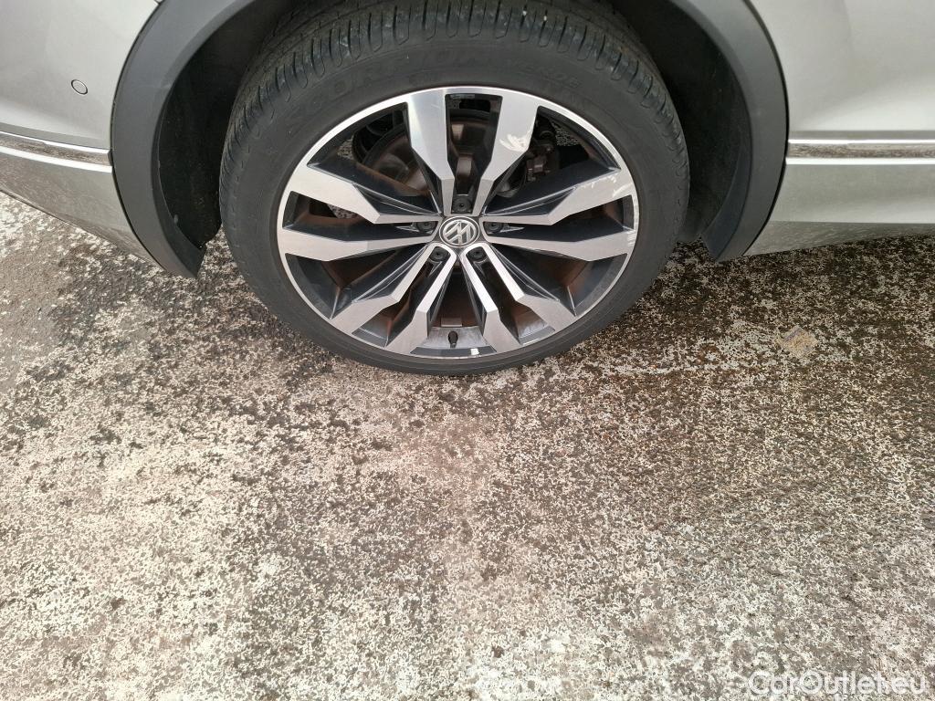 Volkswagen  Tiguan VOLKSWAGEN  5p SUV 1.5 TSI 150 EVO DSG7 Carat #3