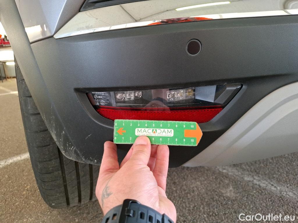 Renault  Captur RENAULT   2019  5P  SUV Intens ETech hybride recharg 160  21 #33