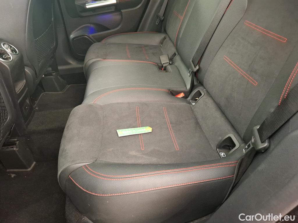  Mercedes  GLA MERCEDES-BENZ  / 2020 / 5P / SUV 1.3  200 AMG LINE DCT #44